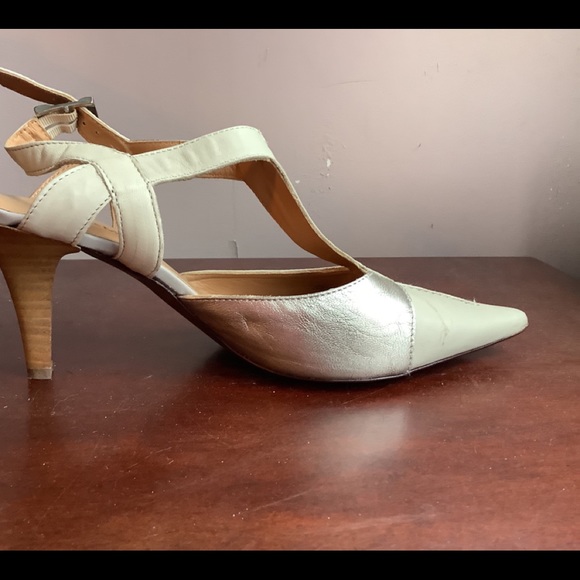 Shoes - Picture 12 of 14